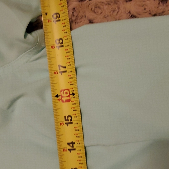 Magellan Outdoors Women's Short Sleeve Button Down Top | Medium - Picture 7 of 8